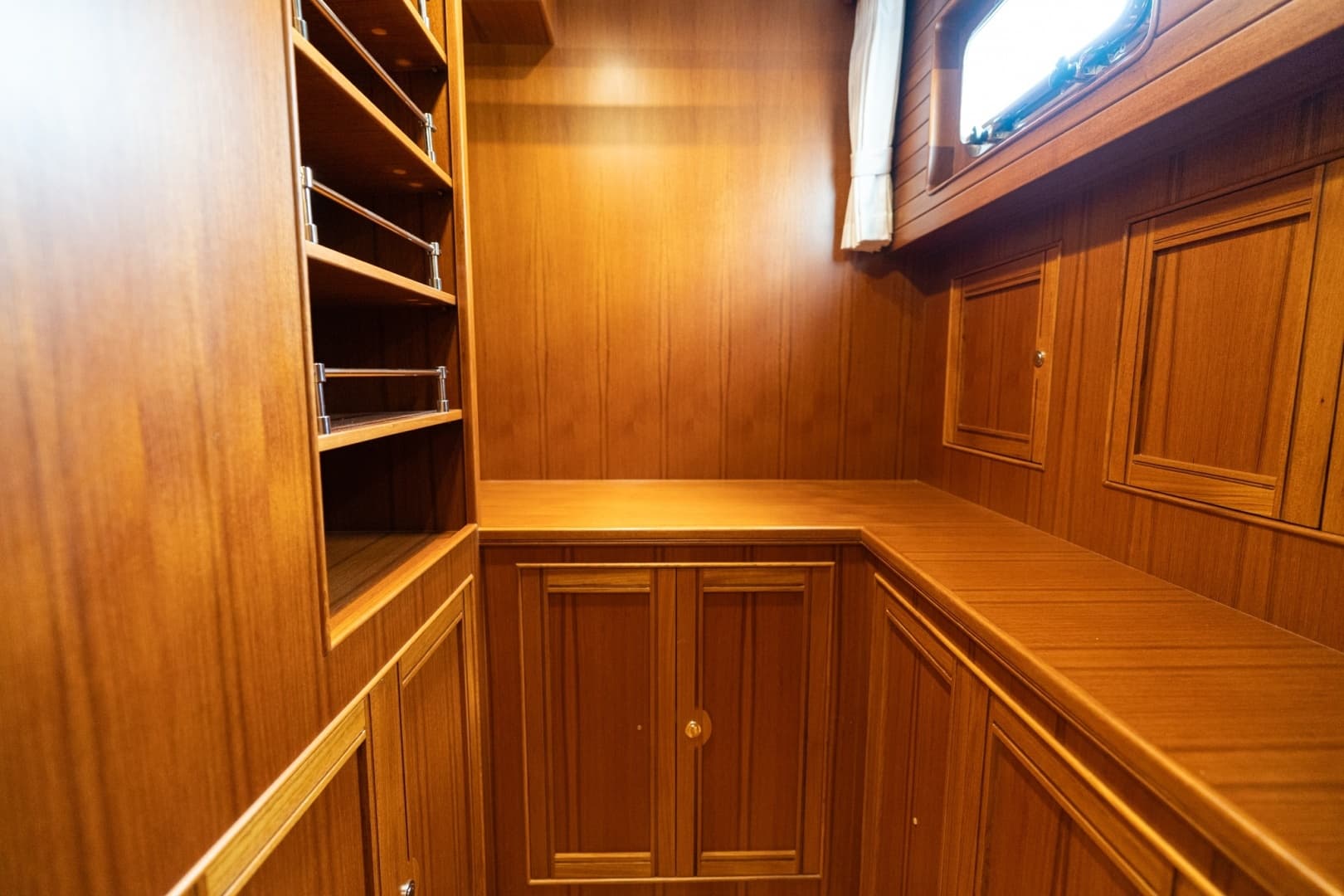 2022 Marlow Explorer 62E - Image 44