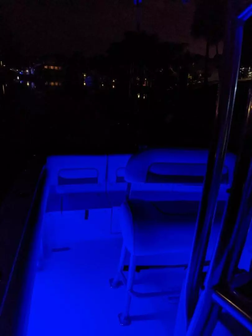 2012 Heritage Yacht 229 - Image 16