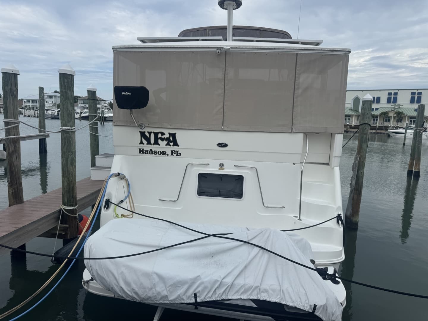 2001 Sea Ray 380 Aft Cabin - Image 4