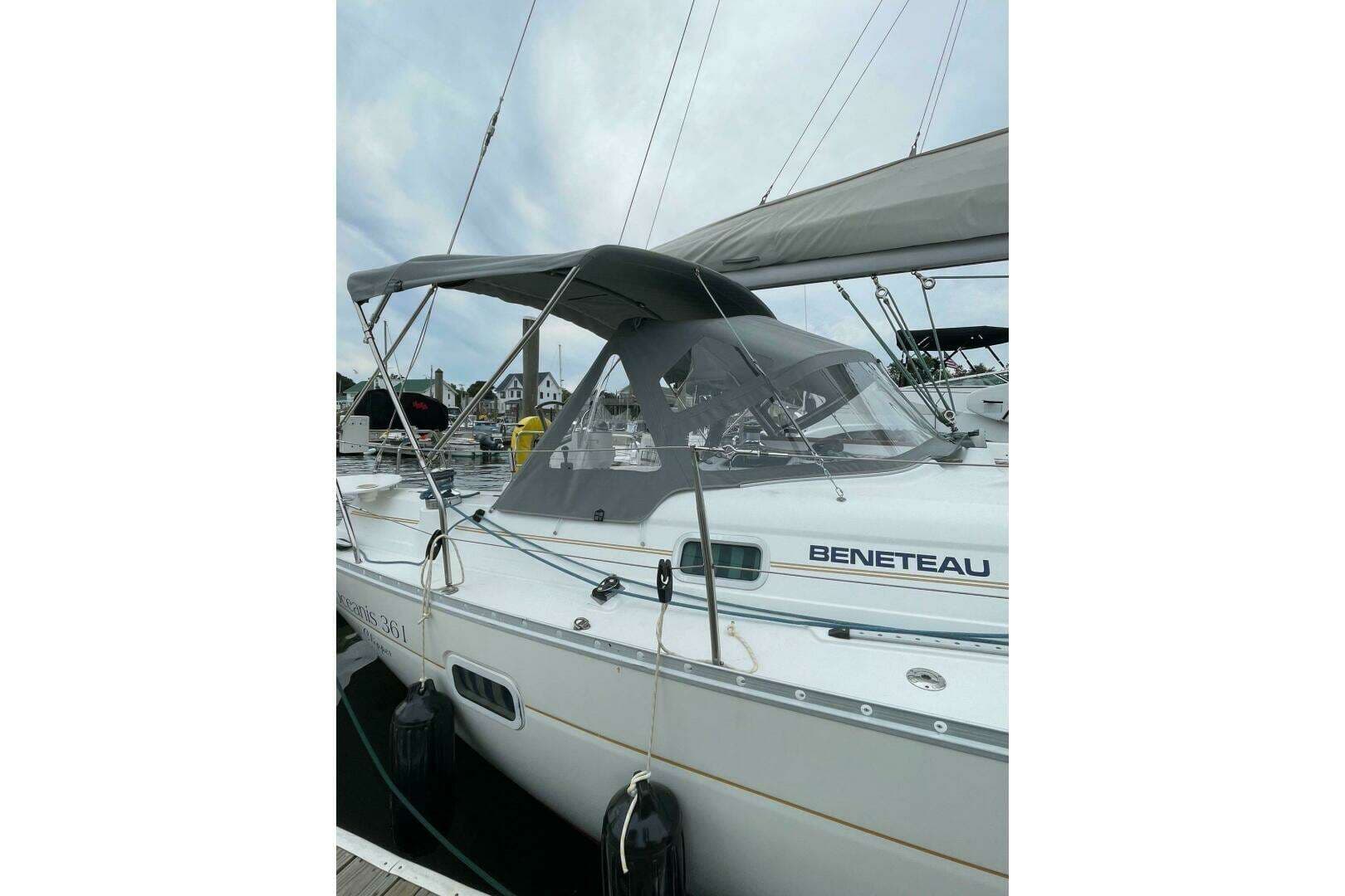 2001 Beneteau Oceanis 361 - Image 25