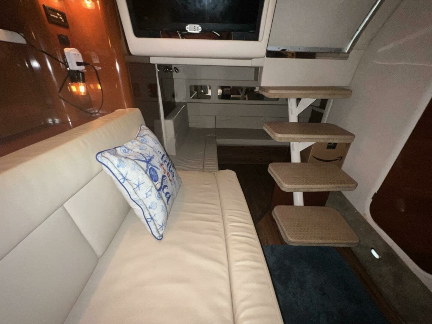 2008 Sea Ray 330 Sundancer - Image 44