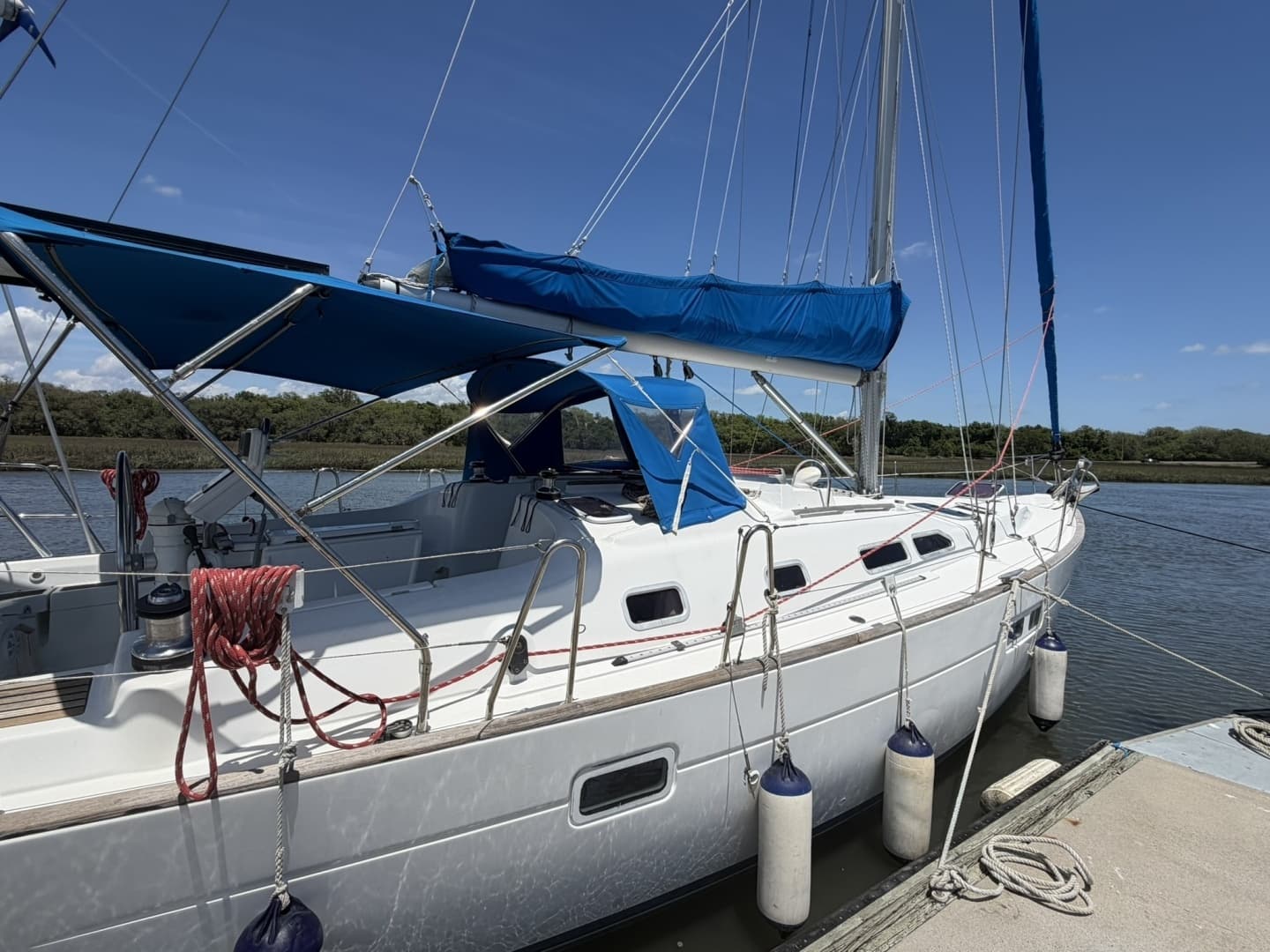 2006 Beneteau 423 - Image 9