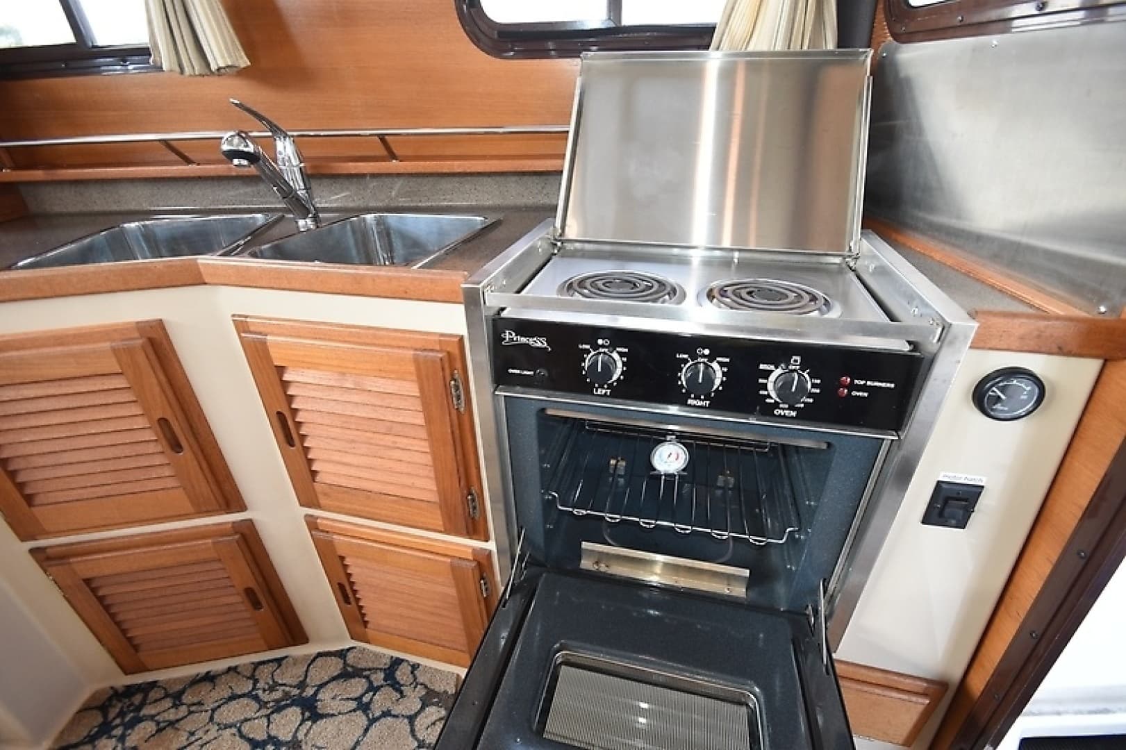2014 Ranger Tugs 29 Classic - Image 39