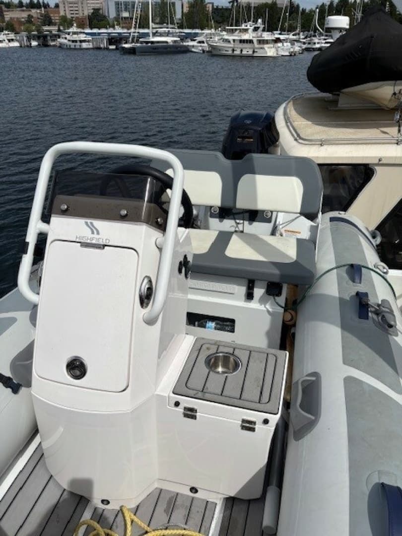 2001 Navigator Classic 48 - Image 8