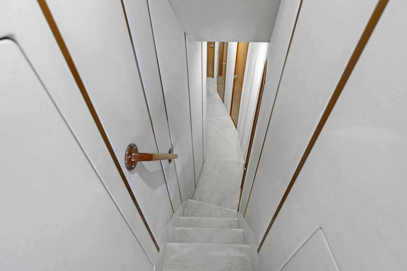 2008 Viking 68 Skybridge - Image 35