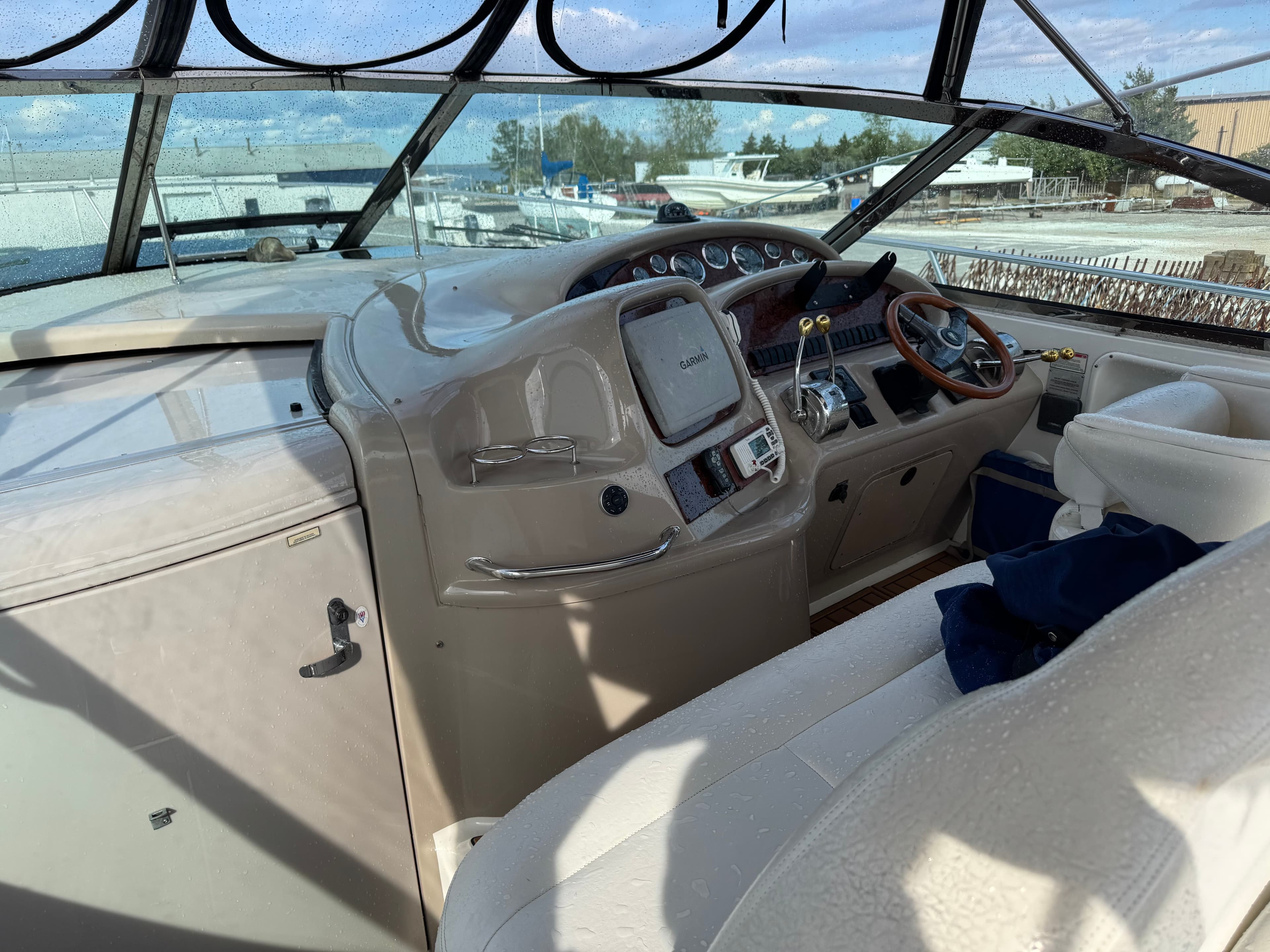 Interior view of Sea Ray 410 Sundancer cockpit, year 2000.