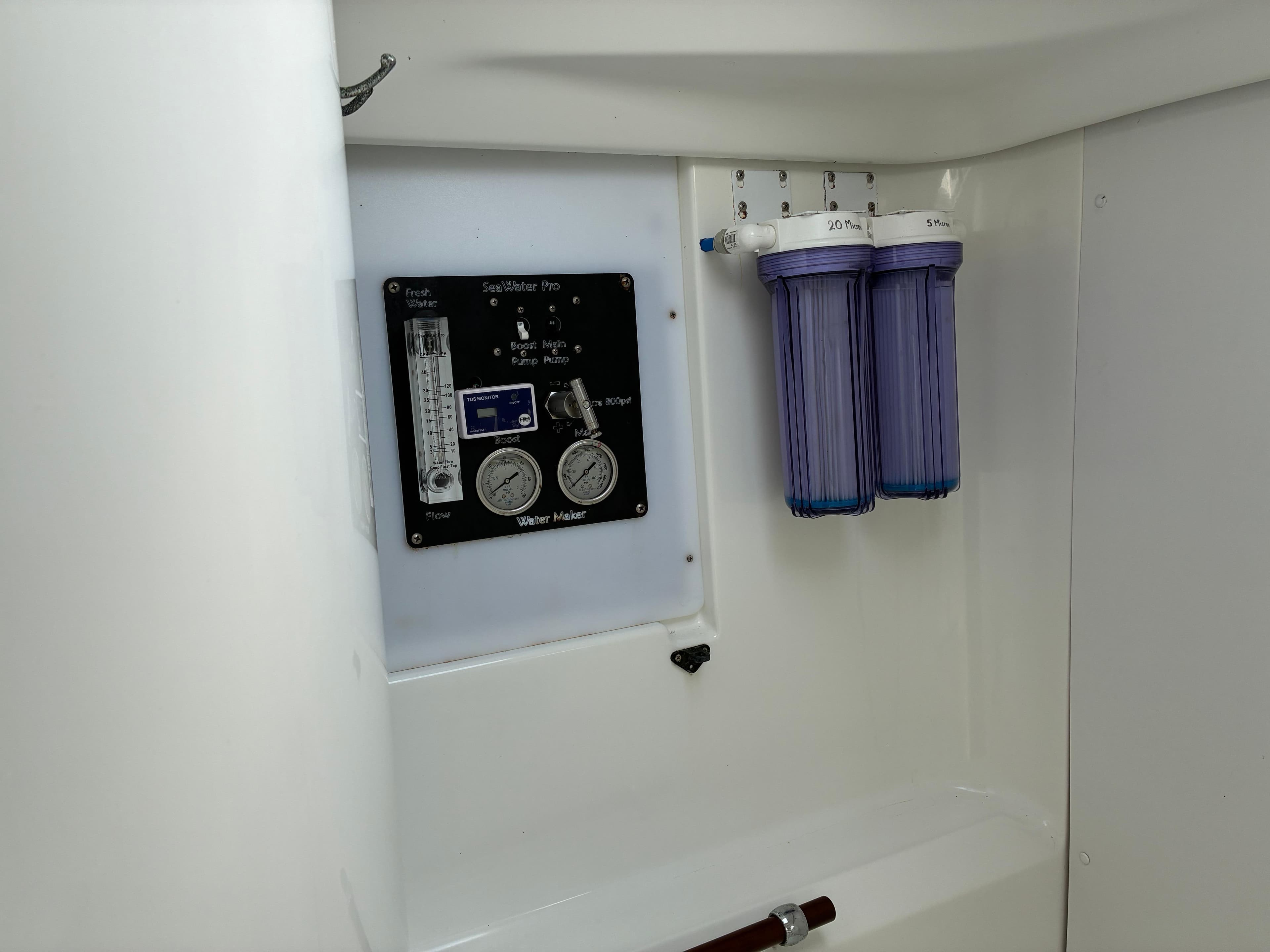 Water filtration system in a 2003 Beneteau Oceanis Clipper 393 yacht interior.