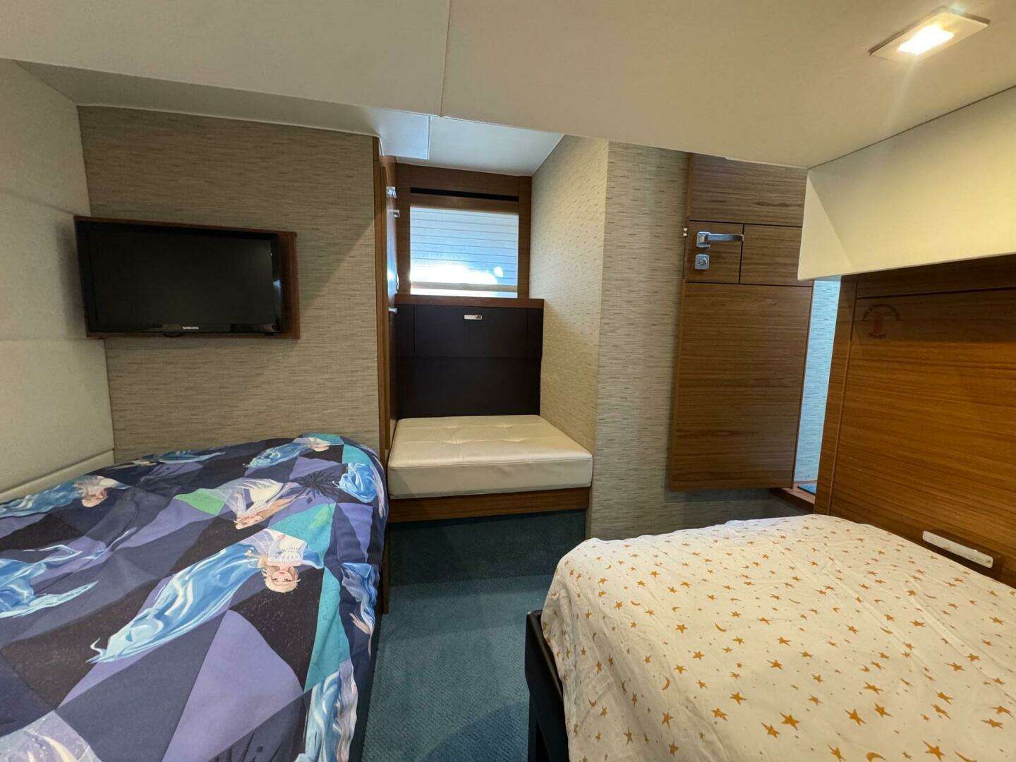 2017 Tiara Yachts 44 Coupe - Image 42