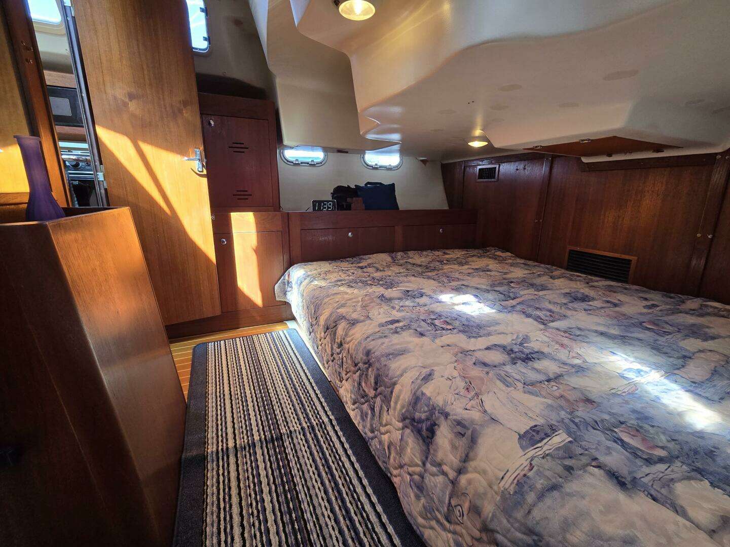1998 Hunter 410 - Image 53