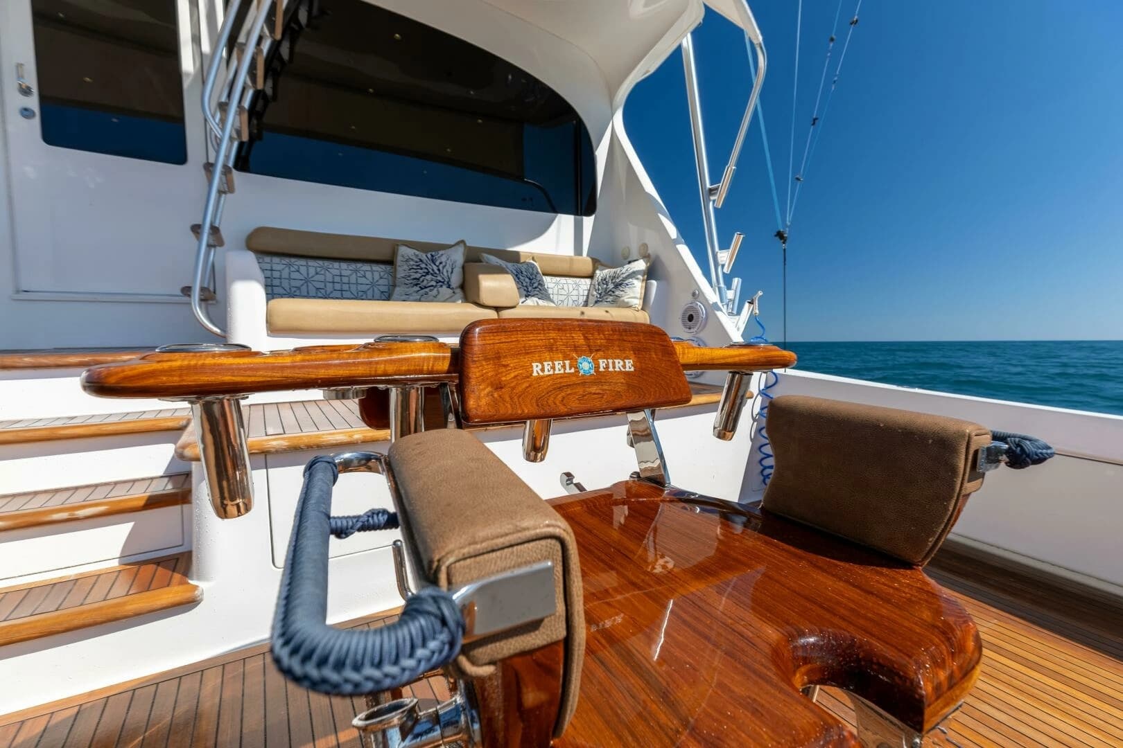 2013 Viking 76 Convertible - Image 63