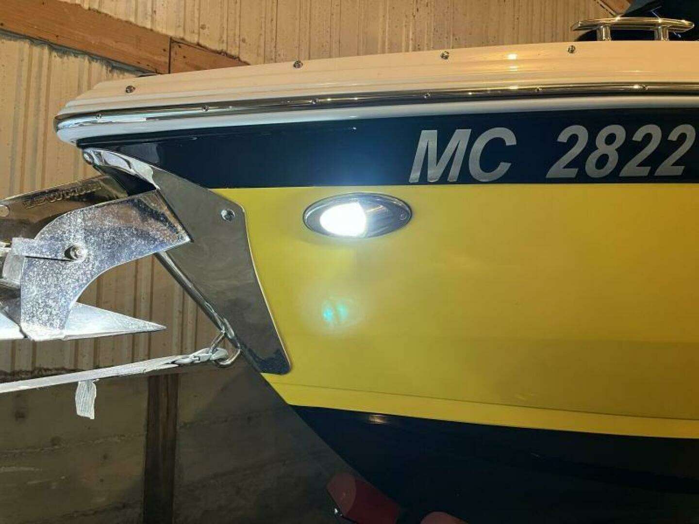 2021 Cobalt R8 Surf - Image 35
