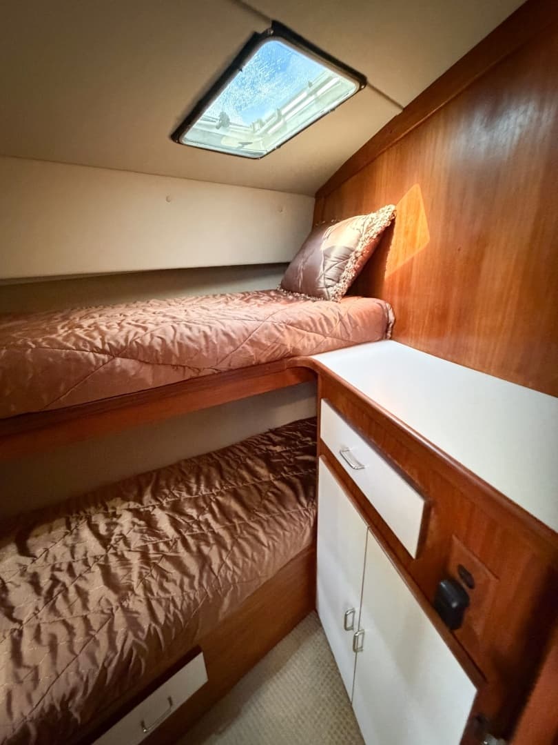 1988 Pacemaker 36 Convertible - Image 84