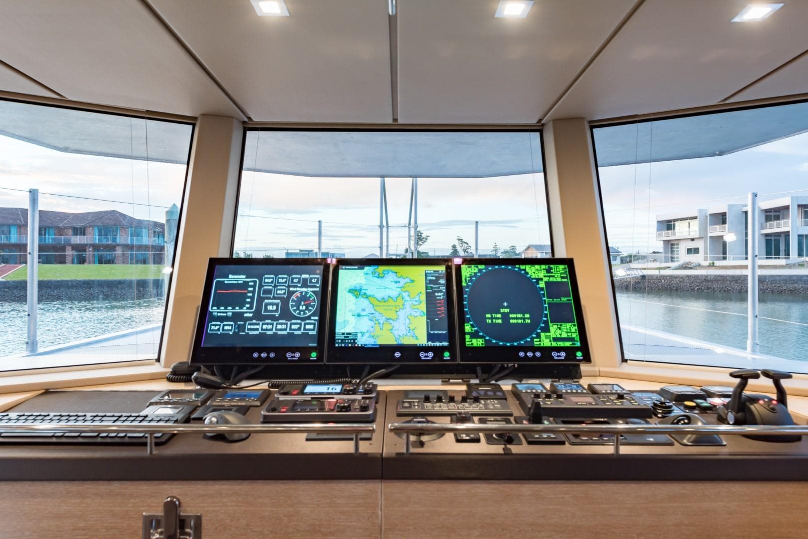 Bridge of 2018 Circa Marine FPB 70 yacht with advanced navigation systems.