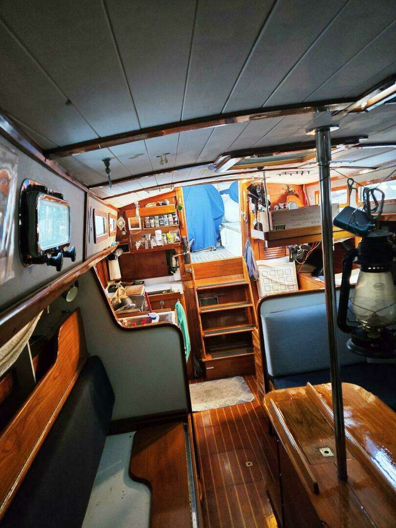 1977 Gulfstar 40 - Image 10