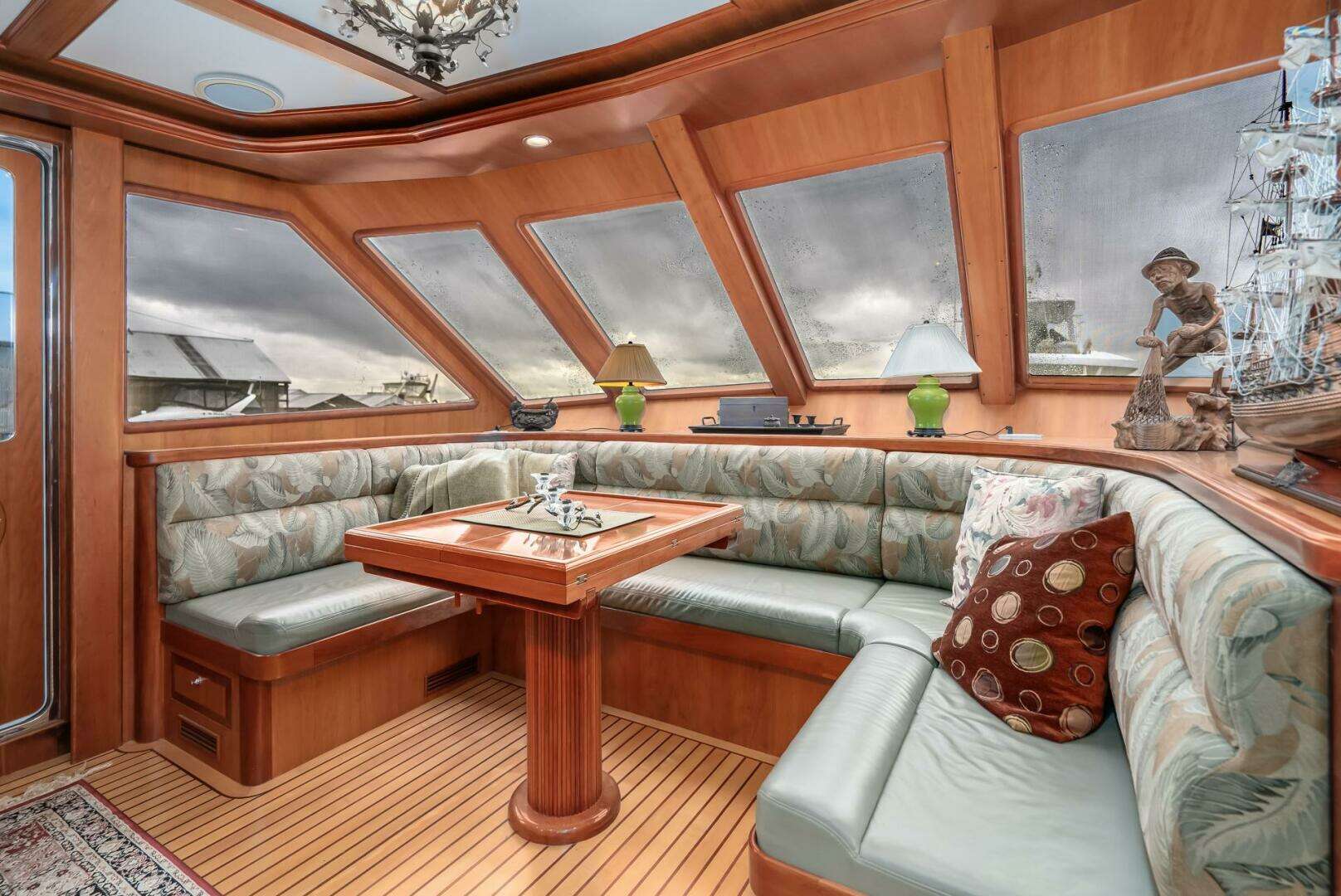 2005 President Skylounge - Image 13