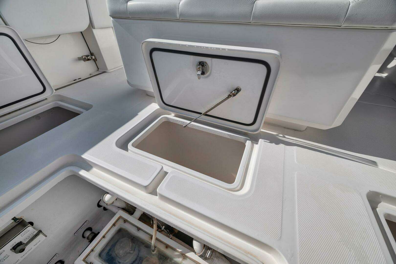 2018 Invincible 36 Open Fisherman - Image 29