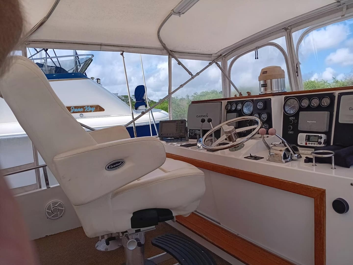 1996 Novatec 50 Islander Cockpit - Image 19