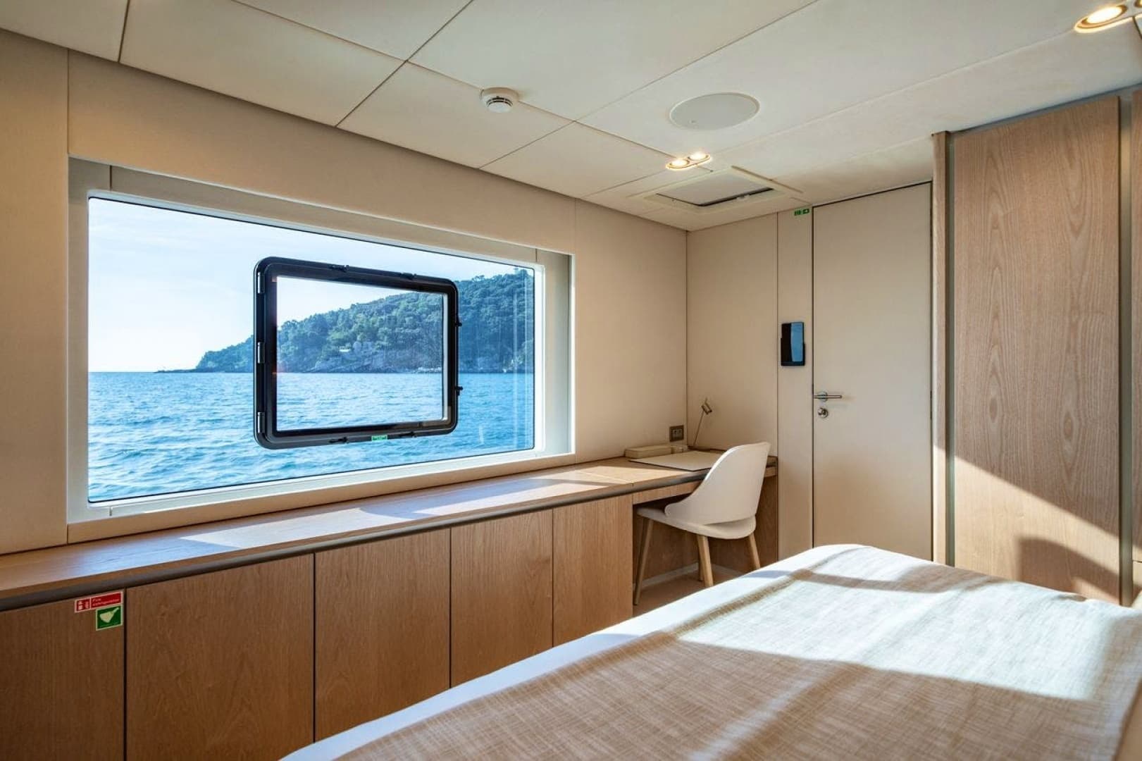 2025 SUNREEF YACHTS Sunreef 100 Power - Image 45
