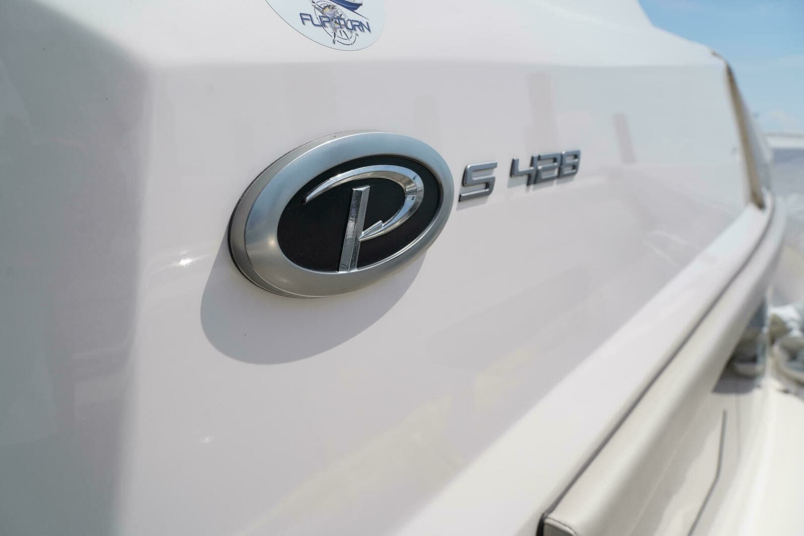 2022 Pursuit 428 - Image 21
