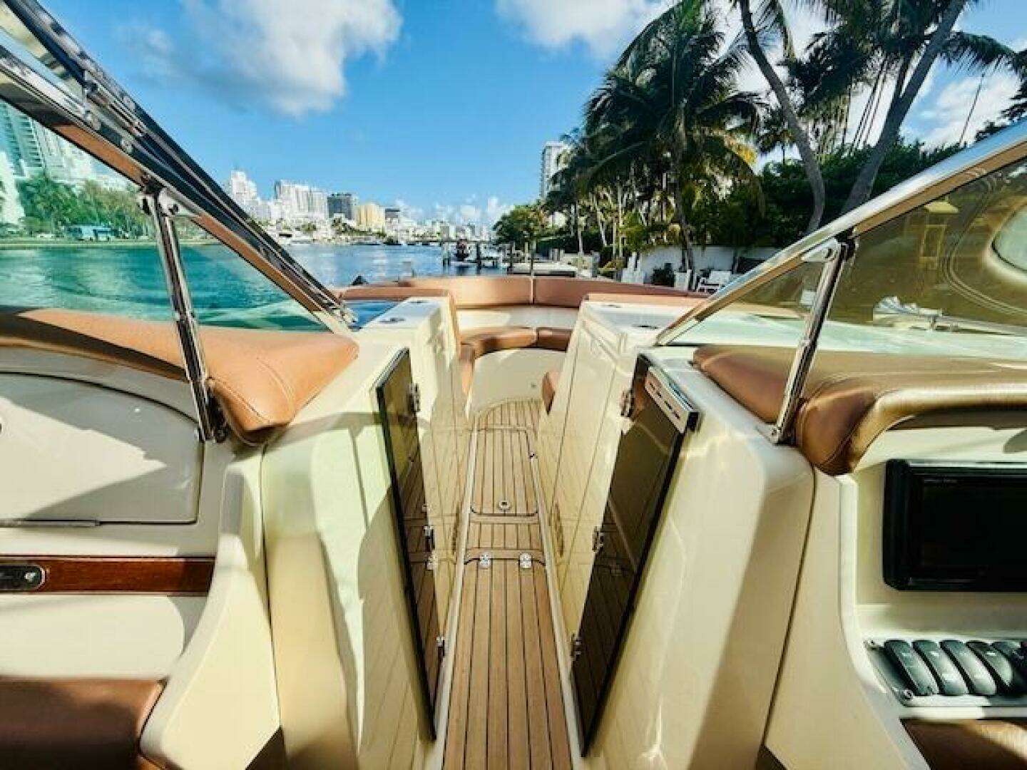 2015 Chris-Craft Launch 32 - Image 34