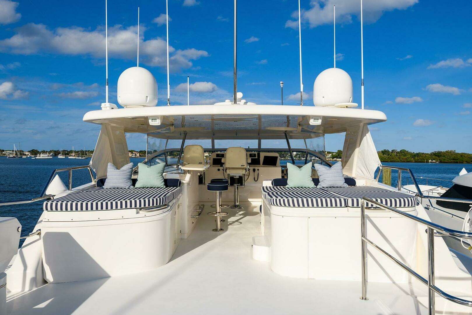 2009 Pacific Mariner — - Image 19