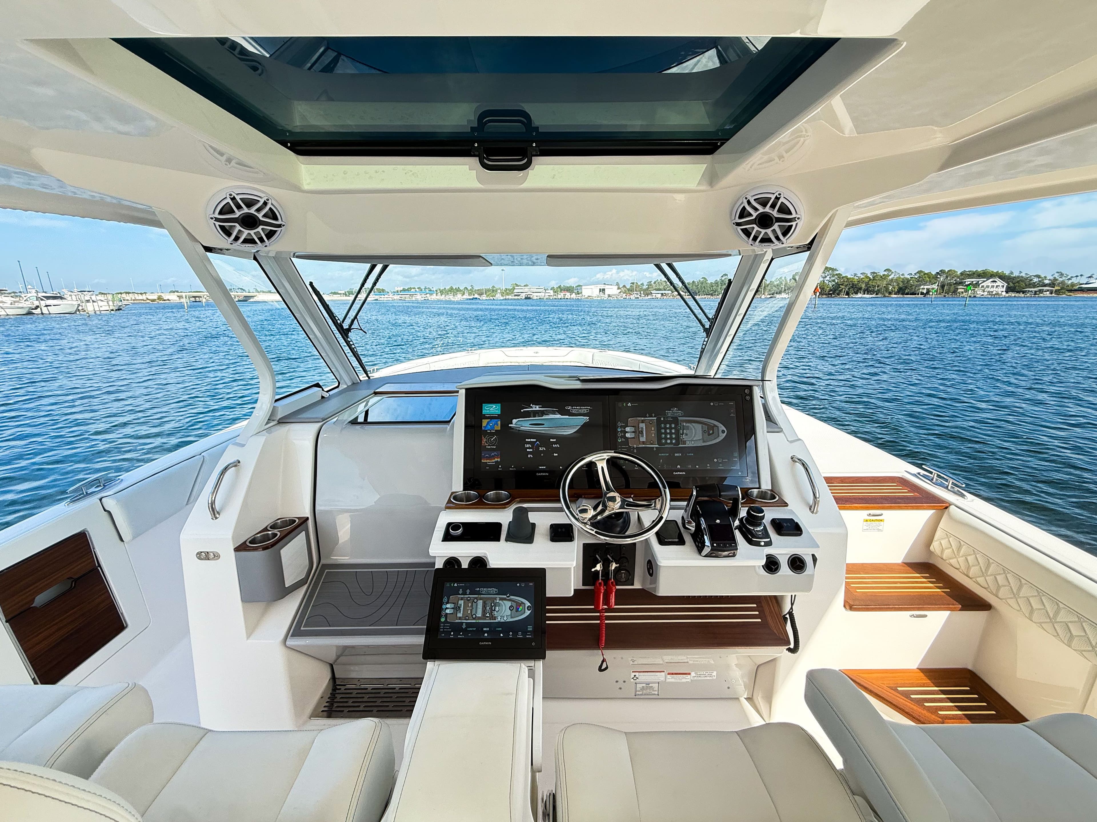 2025 REGAL 43 SAV - Image 4