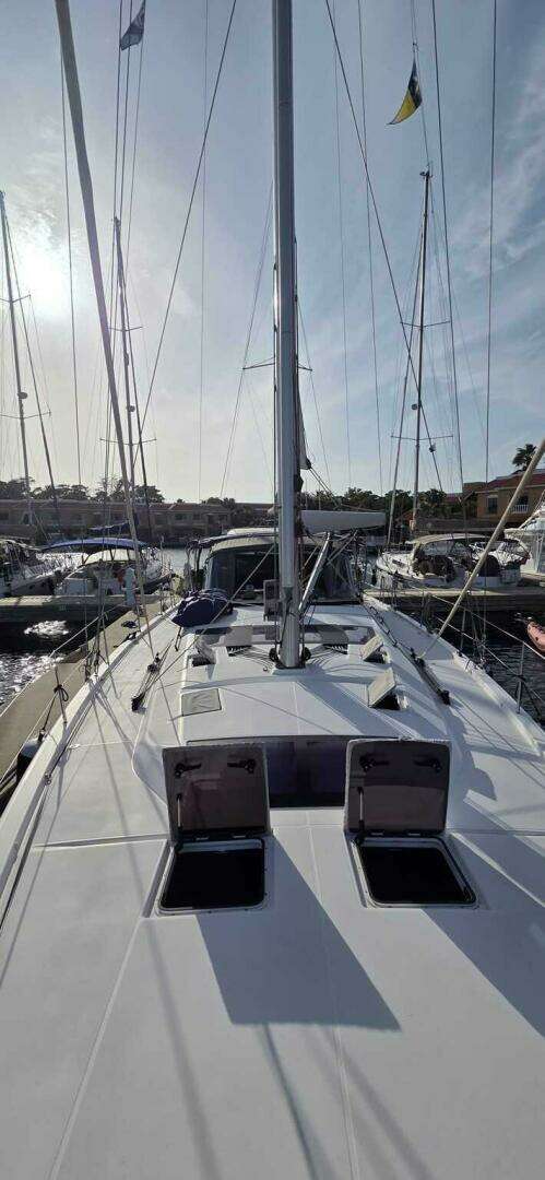 2022 Dufour 530 - Image 7