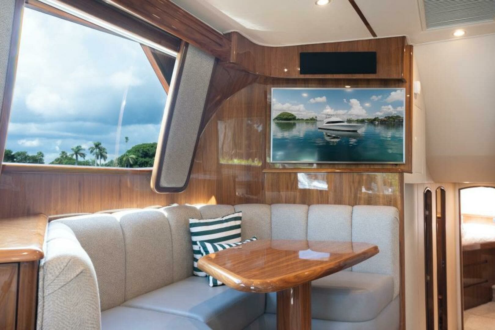 2019 Viking Convertible - Image 10