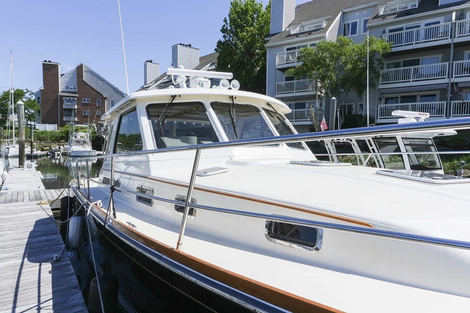 2006 Sabre 38 Hard Top Express - Image 8