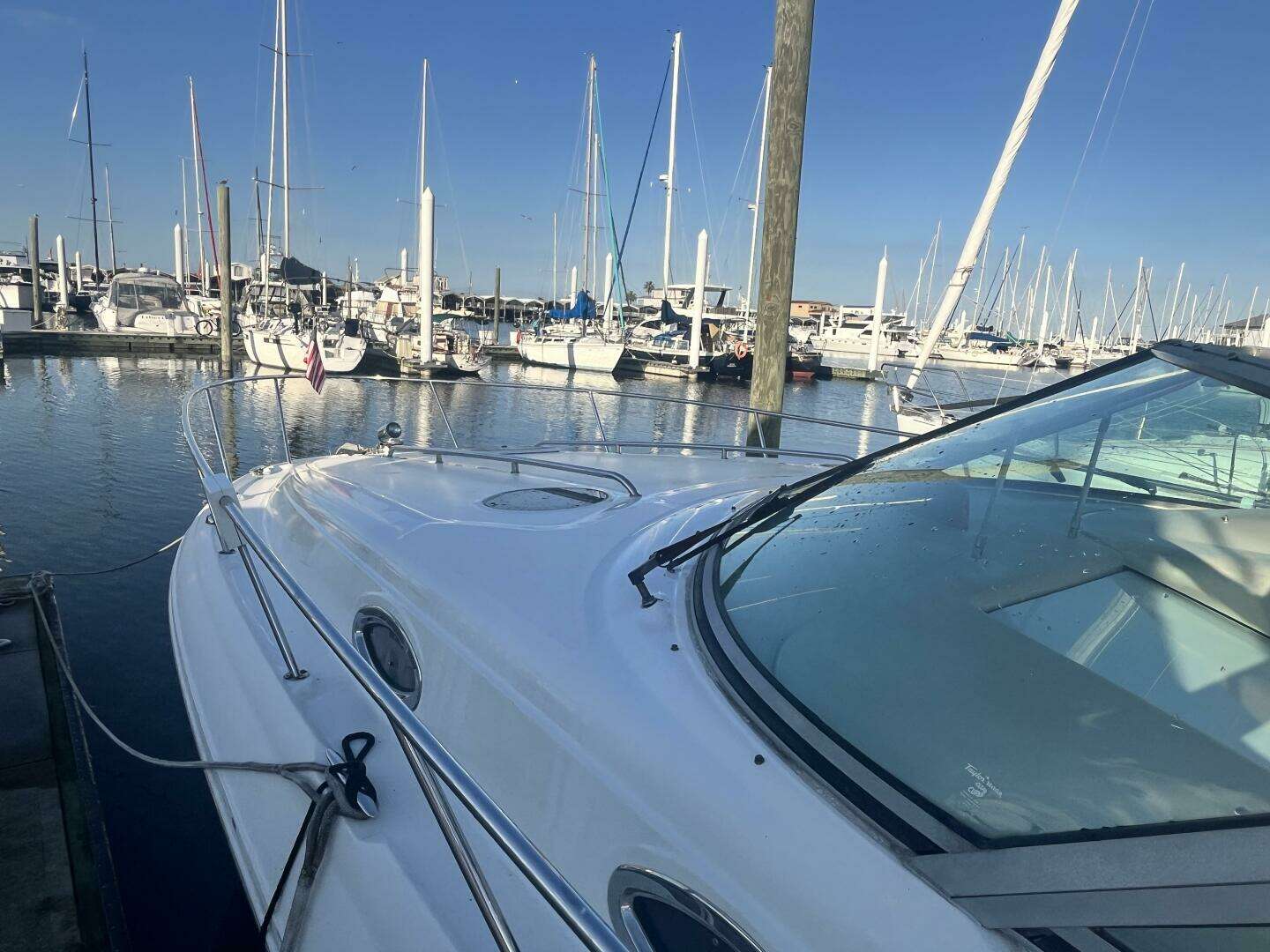 2005 Sea Ray 320 Sundancer - Image 40