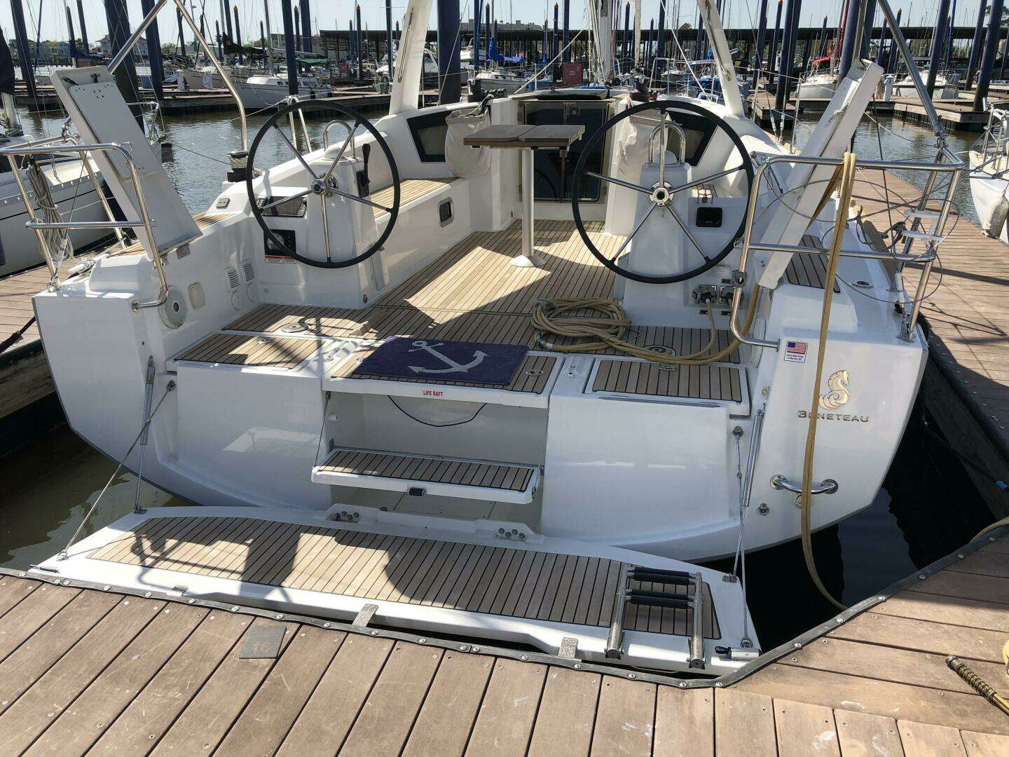 2017 Beneteau Oceanis 38 Weekender - Image 7