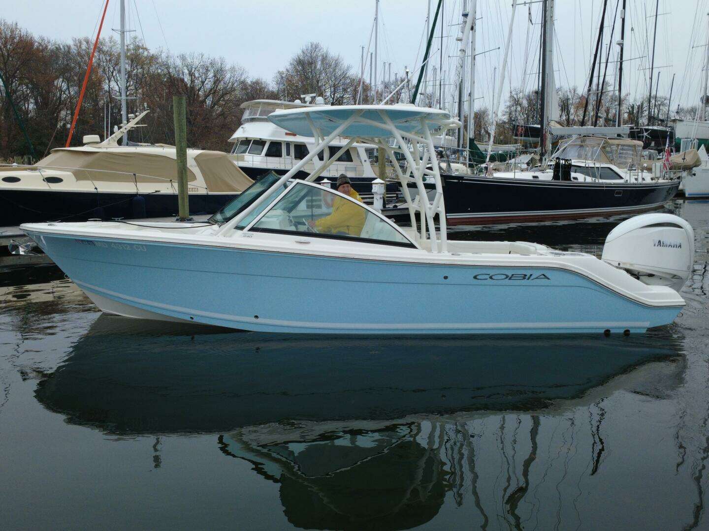 2024 Cobia 240 DC - Image 6