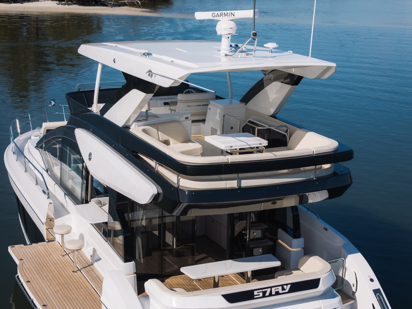 2026 Cruisers Yachts 57 FLY - Image 10