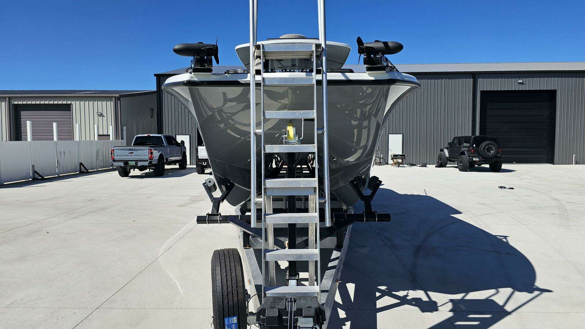 2025 Costa Custom 34SV - Image 8