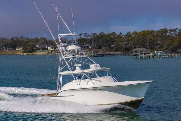 2003 Custom Carolina 40 Layton Express - Image 1