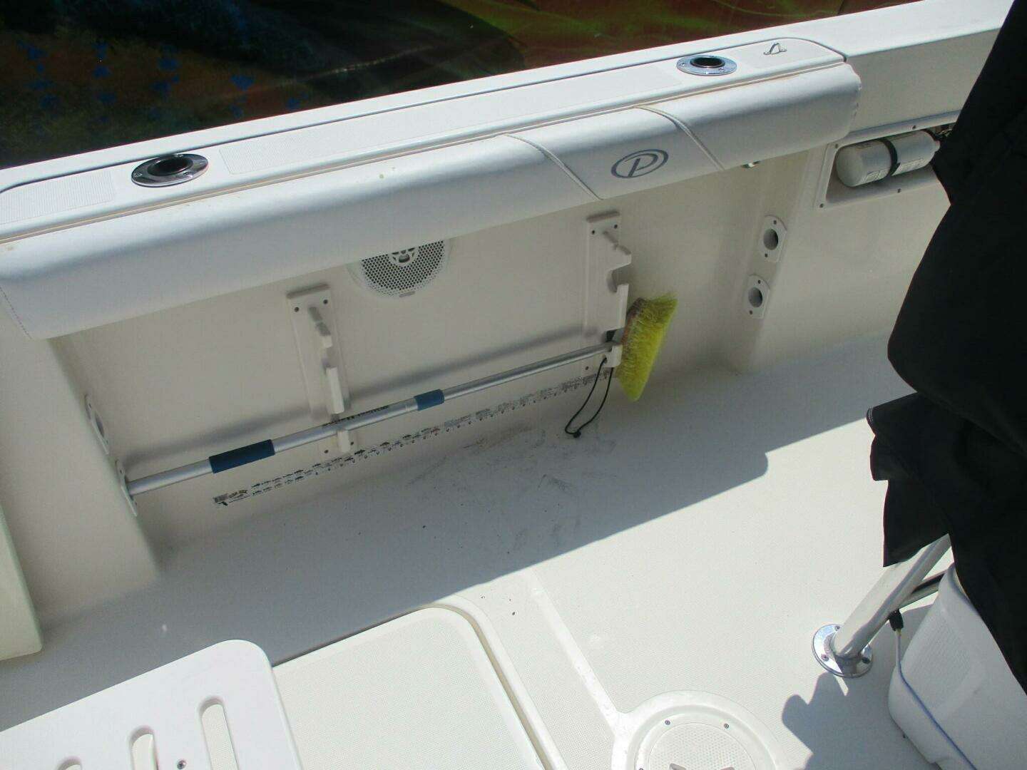 2006 Pursuit — - Image 18