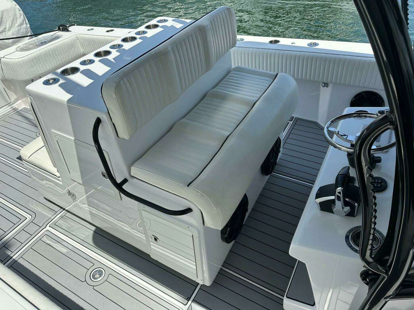 2019 SeaHunter 39 Center Console - Image 3