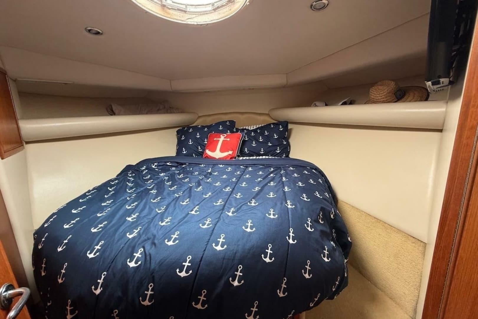 2005 Riviera 37 Flybridge - Image 16