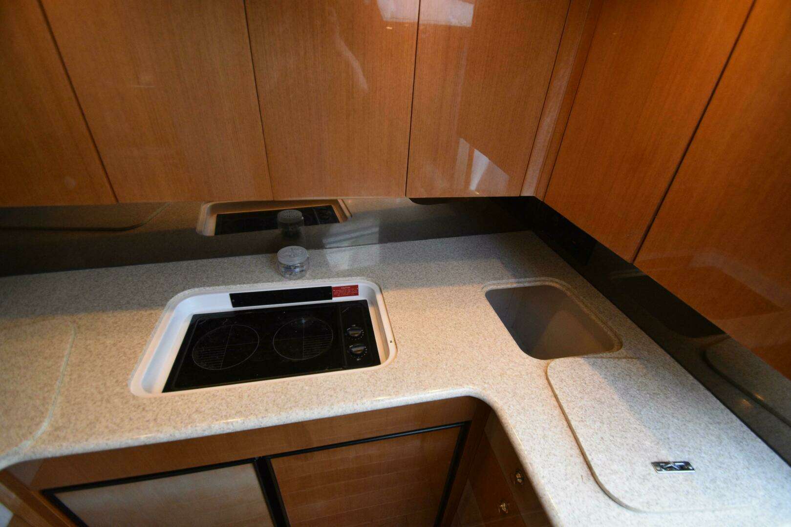 2003 Viking 45 Express - Image 28