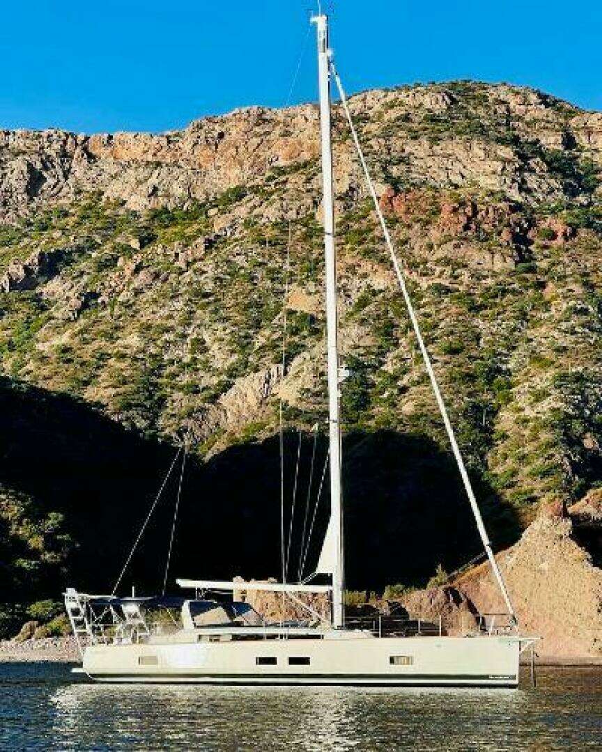 2015 Beneteau Oceanis 55 - Image 5