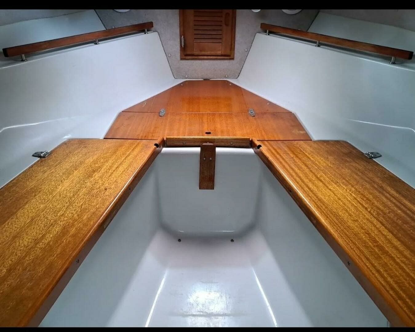 1988 Boston Whaler Temptation 2200 - Image 7