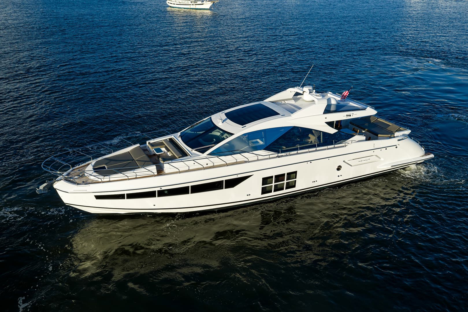 2019 Azimut S7 - Image 17