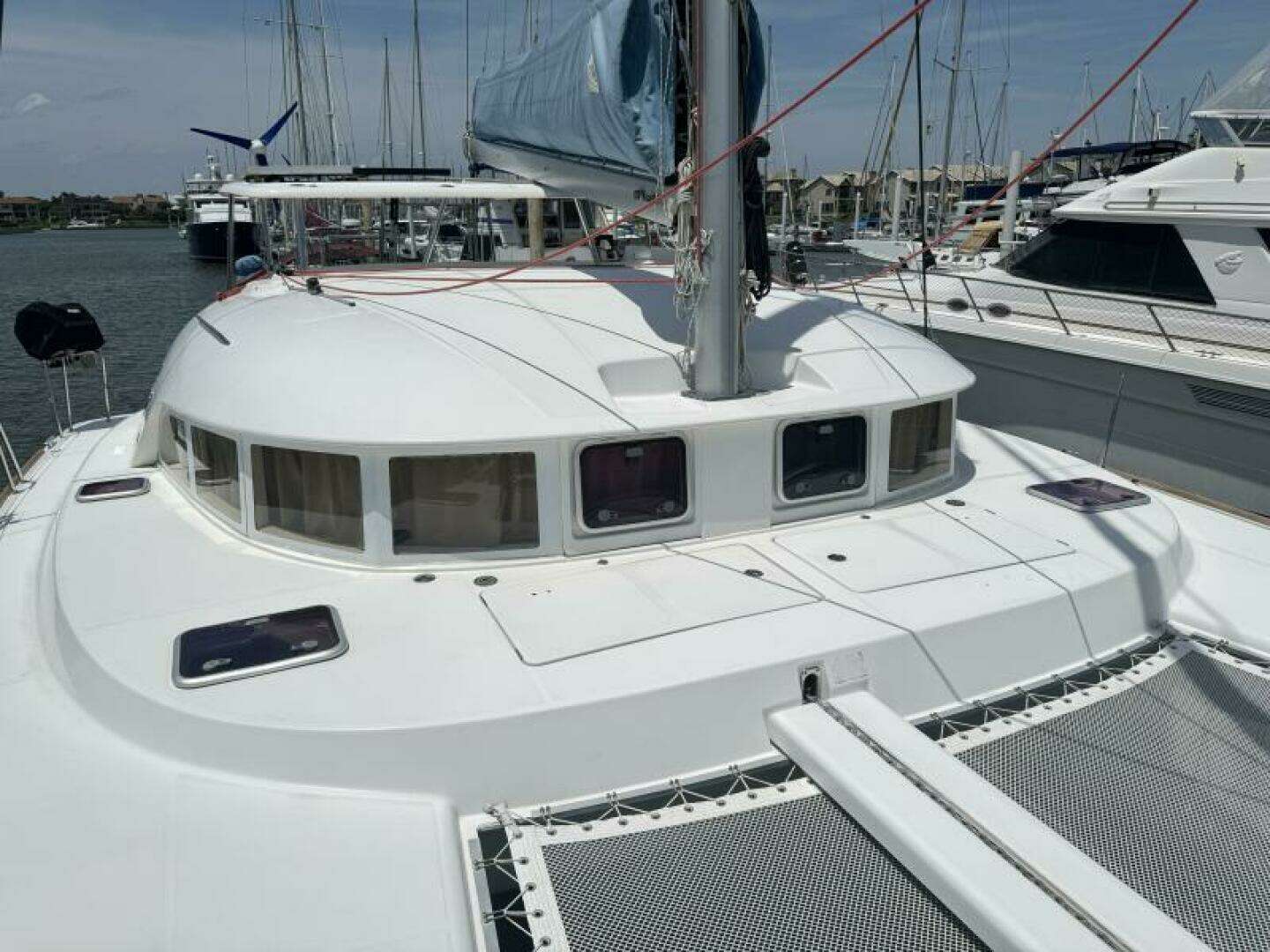 2010 Lagoon 380 - Image 8