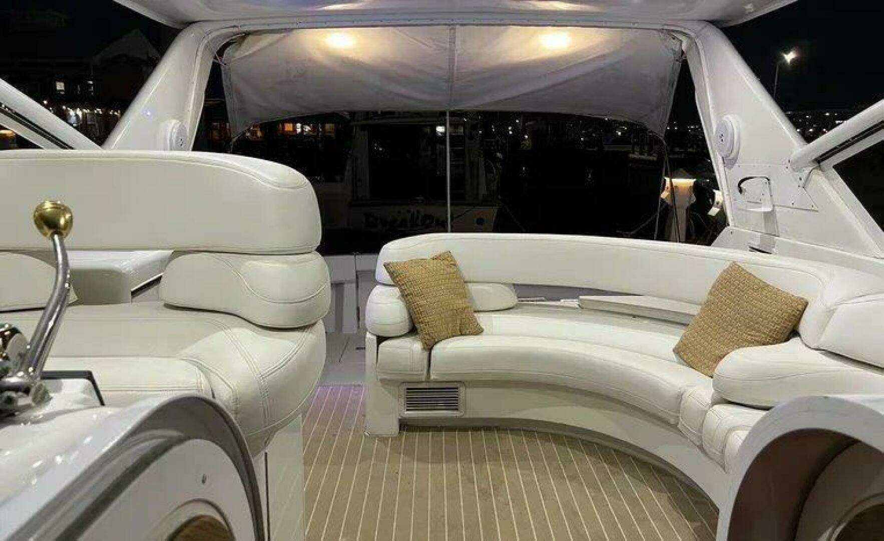 1996 Hatteras 39 Sport Express - Image 5
