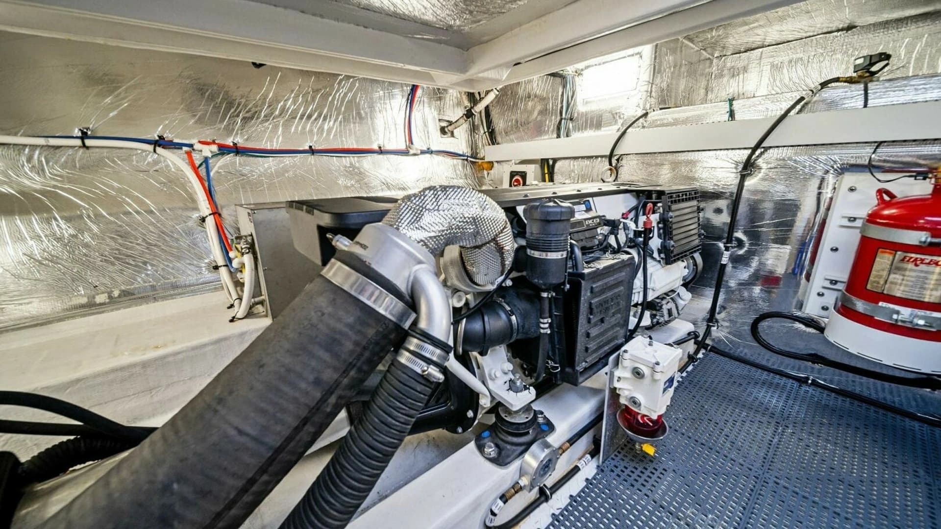2019 Cruisers Yachts 45 Cantius - Image 61