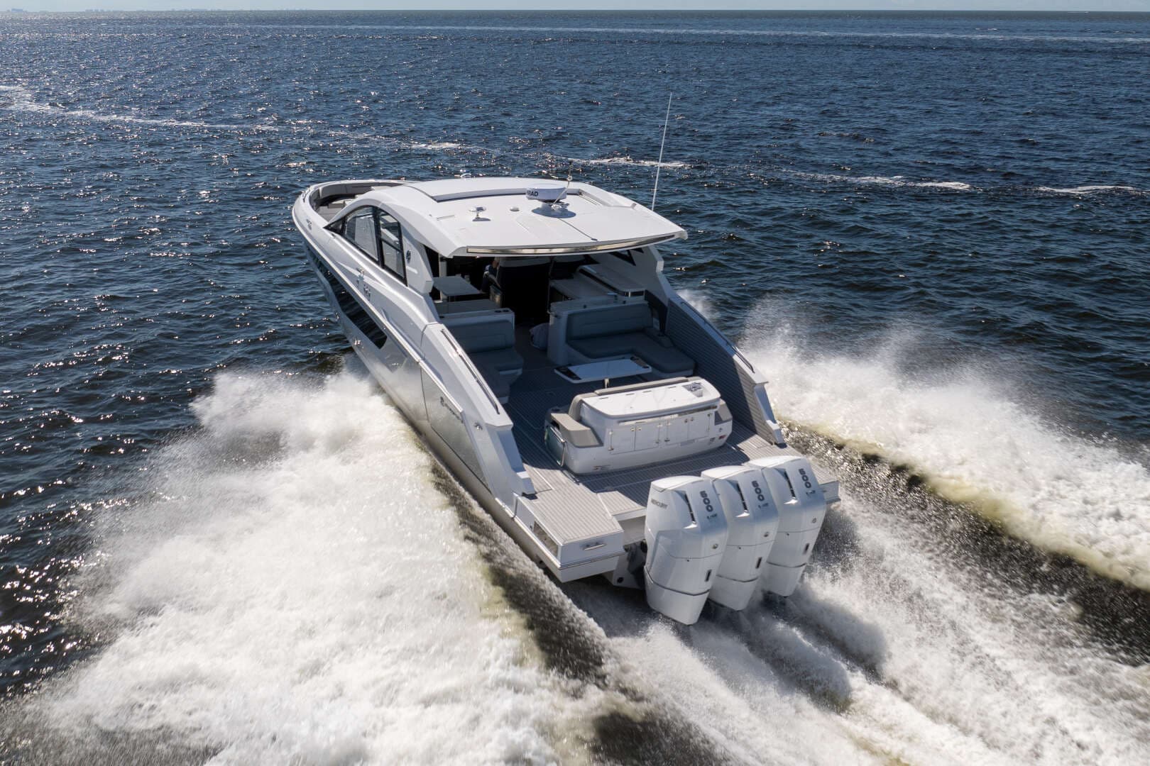 2026 Cruisers Yachts 50GLS OB - Image 46