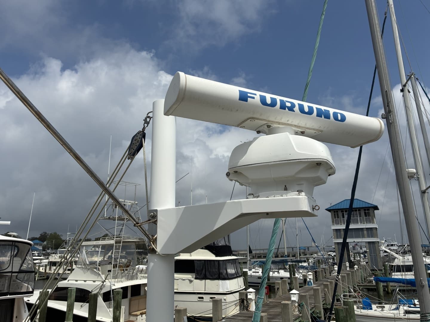 1989 Duffy 35 Flybridge - Image 42