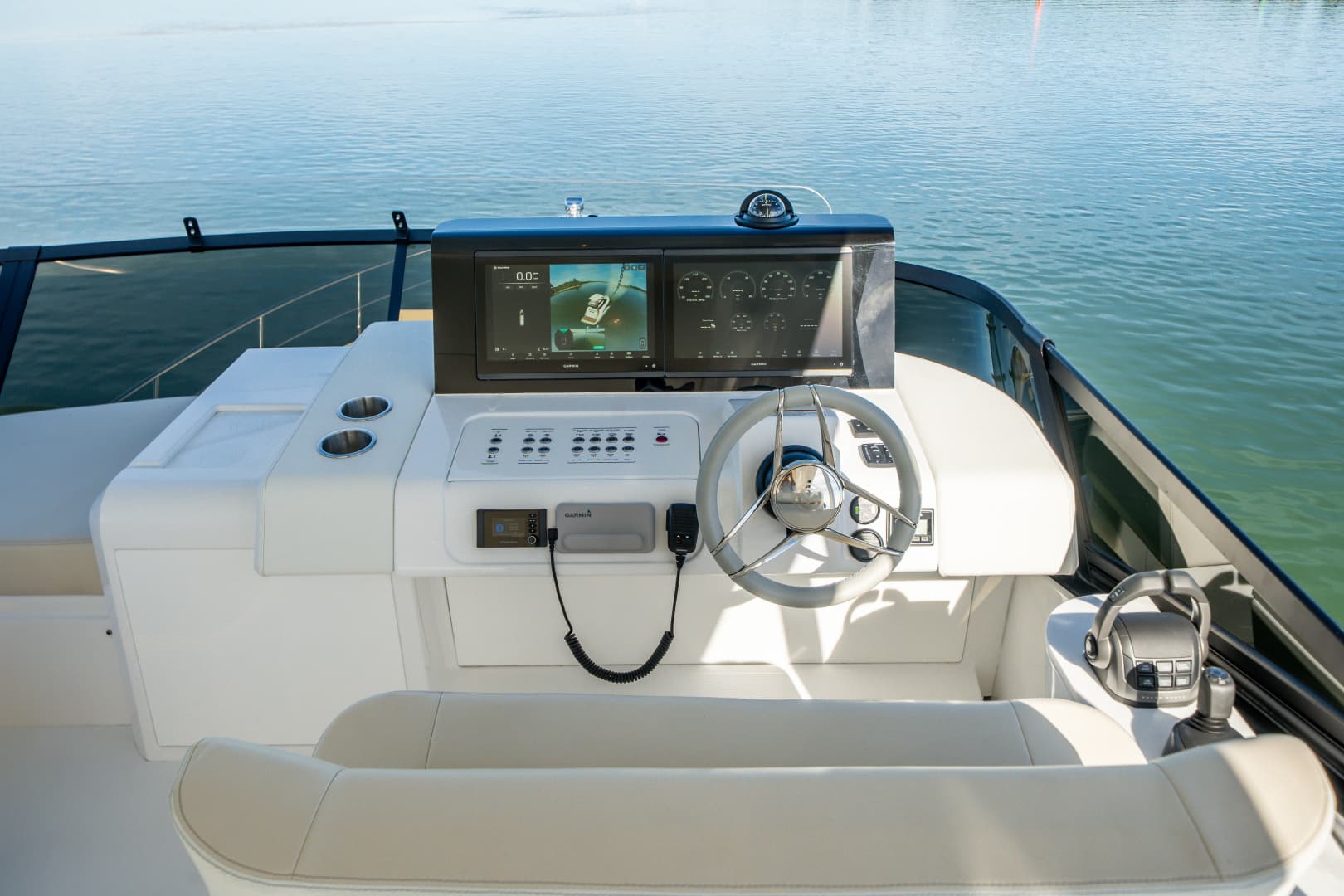 2026 Cruisers Yachts 57 FLY - Image 28