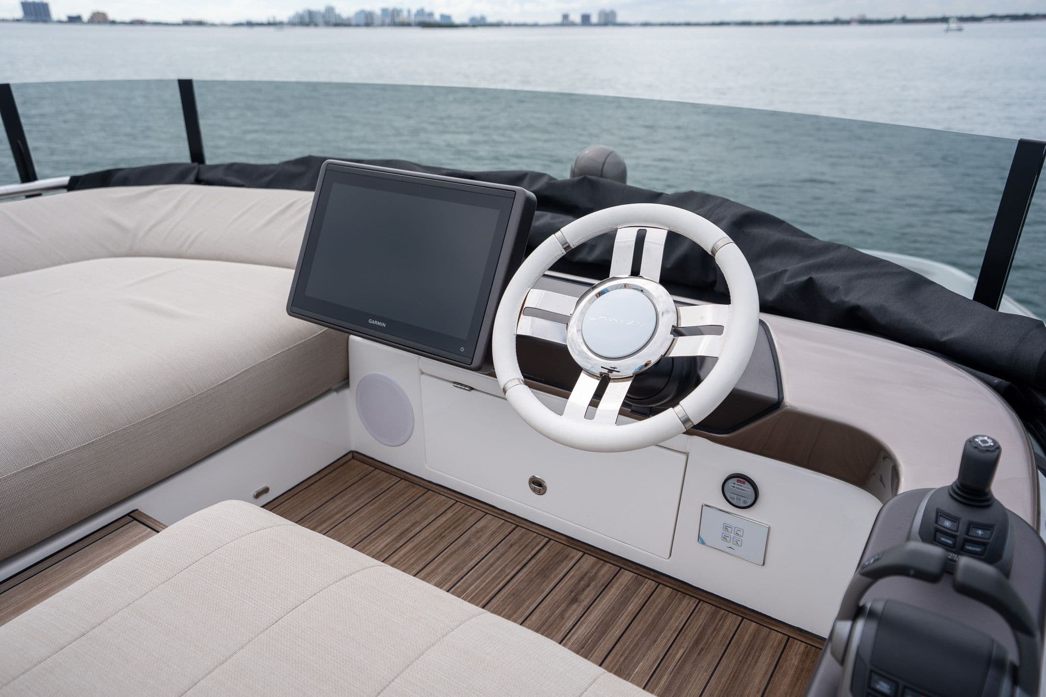 2026 Azimut Seadeck 6 - 33