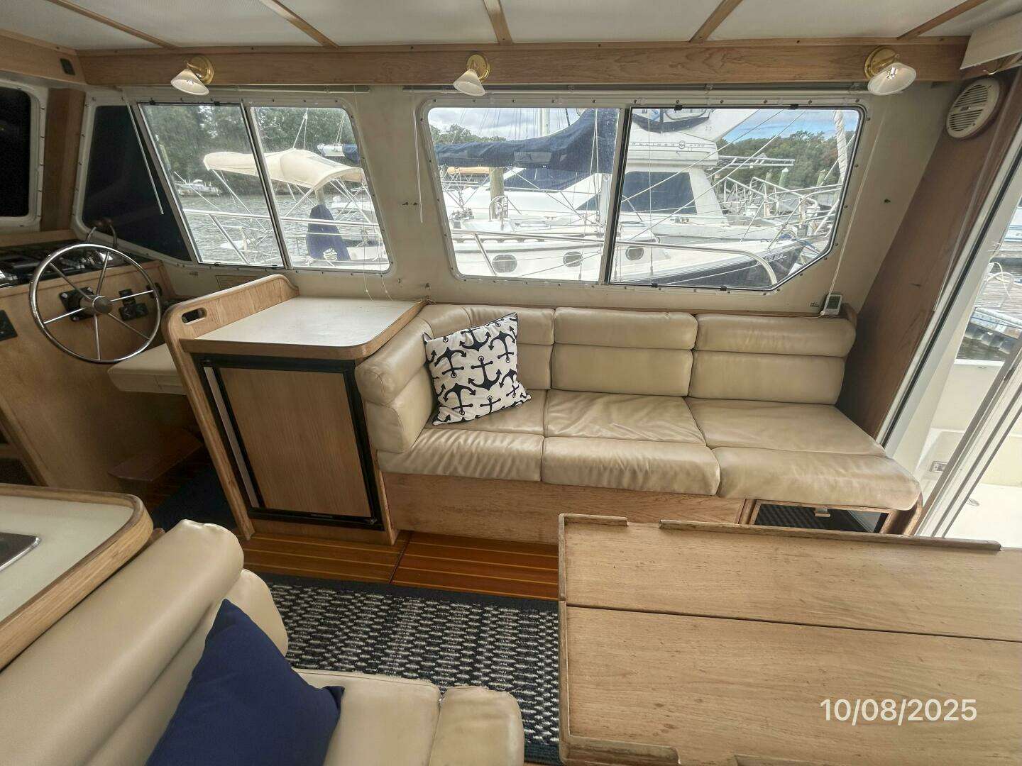 1994 Sabreline Sedan Flybridge - Image 34